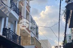 Cần bán gấp nhà quận tân phú đường tân kỳ tân quý 77m2 chỉ nhỉnh 8 tỷ..