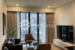 Metropole bán 2pn nội thất đẹp view cầu tt2