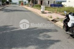 Đất thổ cư cách chợ hưng long 200m dân cư đông shr