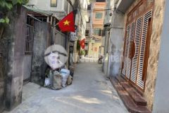 Bán gấp lô góc hai mặt thoáng tại phường phúc lợi