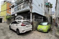Nhà hẻm xe hơi 2 lầu hoàng h thám p5 bt