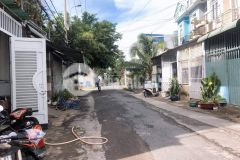 Bán gấp nhà 3 tầng, q12, 9x14, mặt tiền đường 8m, chỉ 5.x tỷ