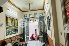 Hẻm 3.5m, huỳnh văn bánh, 3.3 x 14m, 2 lầu, 5.4 tỷ, phú nhuận