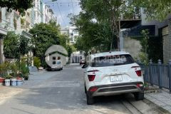 Hẻm ô tô ngủ trong nhà 100m2 2 tầng 3 phòng ngủ 6.6 tỷ.nguyễn văn quá,p5,quận 12