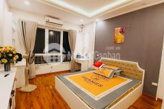 Bán nhà đẹp phố thái thịnh 40m2 5 tầng mt 5m, 3 ngủ, ngõ đẹp, ở ngay. chỉ 4.4 tỷ