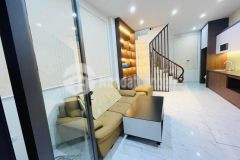 Cực hiếm bán nhà tôn đức thắng 50m ô tô tránh dt 28m2, mt 7m, 3t chỉ nhỉnh 3 tỷ