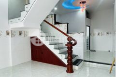 Bán nhà mới hxh chiến lược bình tân dt 72m2 chỉ 3..tỷ.