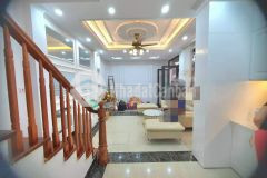 Nhà kinh doanh mặt phố lê trọng tấn hà đông. vỉa hè. ở sướng. 39m. 5.4 tỷ