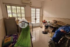 Q11 hẻm xe tải sổ vuông trước nhà đỗ 2 xe hơi chủ nhà thiện chí bán nhỉnh 100 triệu