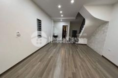 Ngõ chùa liên phái 42m2 5 tầng giá 5 tỷ