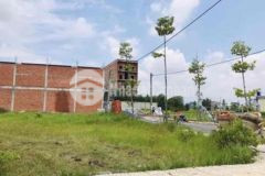 Bán đất có sổ 90m2 mặt tiền đường 1 tỷ 200