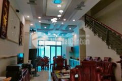 Chính chủ gửi nhà 2 lầu mt nguyễn phúc chu 2ty650