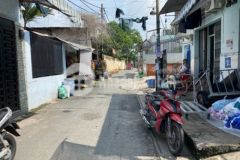 Hxh lê thị riêng 62m2 bán đất tặng nhà gần tiger