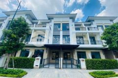 Ngộp nhà liền kề verosa khang điền q9 sổ hồng