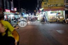 Bán tòa nhà đồng đen tân bình 10 phòng làm việc