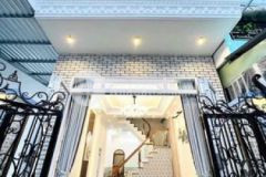 Nhà trệt lầu mới kdc hàng bàng cách nguyễn văn lin