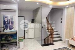 Ô tô đỗ cửa ngõ 7 thái hà rẻ như cho xem là chôt