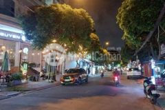 Gía chốt 2 1tỷ hxh 7 chỗ 28 4m2 quang trung gv