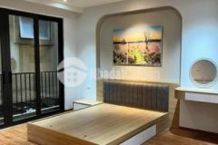 Bán nhà nguyễn du mới đẹp ở ngay chờ thang máy