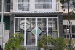 Nhà 2lầu hoàn thiện cơ bản vào ở ngay chỉ 700tr