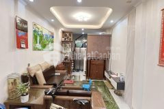 Bán nhà ngõ 37 dịch vọng 35m2 x 5t 30m mặt phố ở ngay 5.5 tỷ