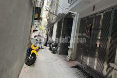 Nhà mới 33m2 x 5 tầng, phố giáp bát, quận hoàng mai.