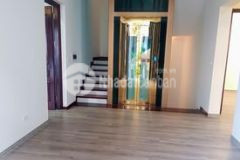 Bán nhà phân lô phố trung kính, 7 tầng, thang máy, 2 thoáng, gara ô tô, kinh doanh.