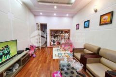 Cần bán gấp nhà llq nhà đẹp ở luôn gara ô tô