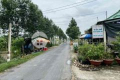 Đất thổ cư mặt tiền đường nhựa tại bến luc