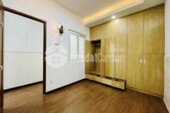 Bán nhà cmt8 quận 10 giá siêu rẻ dt khủng 113m2