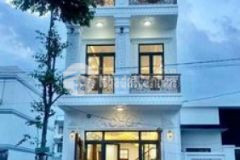 Nhà tân cổ điển 1 trệt 2 lầu d7 hồng loan cái răng