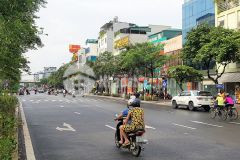 Bán gấp nhà lô góc mặt phố văn cao, ba đình. hè 5m, 6 làn xe. 120m2 mt6.5m 55tỷ. 0973584969