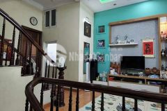 Ban nha lô goc ô tô phô dich vong hâu 44m2 4 tâng mt 4m 7.5 ty