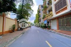 Mặt phố hoàng sâm 40m2 x 5t vỉa hè kinh doanh 10.7 tỷ