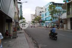 Nhà quận 1 tphcm gía rẻ 2 tỷ 700 dt sổ 17m2. 0932980565 viễn phương