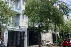 Bán nhà đường rộng 20m xe tải vào vô tư