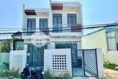 Bán 2 căn nhà trệt lầu mặt tiền đ làng hoa kiểng