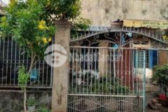 Nhà đất 2 mặt tien qlo 1a ngay chợ bầu cá bán gấp