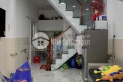 Bán nhà mới 2 tầng cmt8 q10 sổ riêng tường riêng