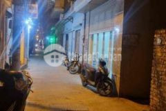 Mặt ngõ tam trinh lô góc ô tô vào nhà đất trống