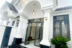 Nhà mới xây 3 phòng ngủ giáp phường 4 tp vĩnh long