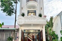 Nhà mới xây 1 trệt 2 lầu sân thượng tại đs12 kdc