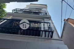 Nhà ngọc thụy mới kính kong 40m2 giá chỉ 3.x tỷ