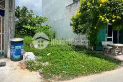 Ngộp ngân hàng bán nhanh lô đất thổ cư 6x30 ngay trung tâm thị trấn chỉ 2,110 tỷ shr