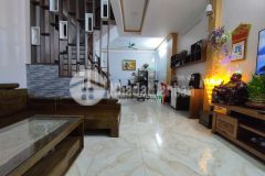 Bán nhà xuân đỉnh50m4 tầng4 pnthông ngoại giao đoànở ngaytặng toàn bộ nội thấthơn 4 tỷ.