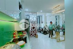 Vị trí đẹp, 4m thông, phổ quang, 4.5x10m, 2 lầu, phú nhuận