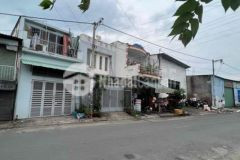 Nhà mặt tiền giá siêu rẻ