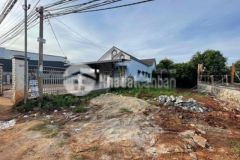 Bán lô đất ymoal 100 tc