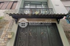 Nhà đẹp mới xây 2 lầu 2pn 3wc hẻm 2m5 thông q4