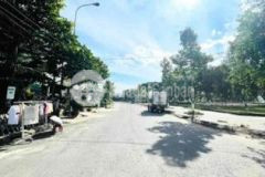 Chủ nợ tiền ngân hàng ra gấp nền